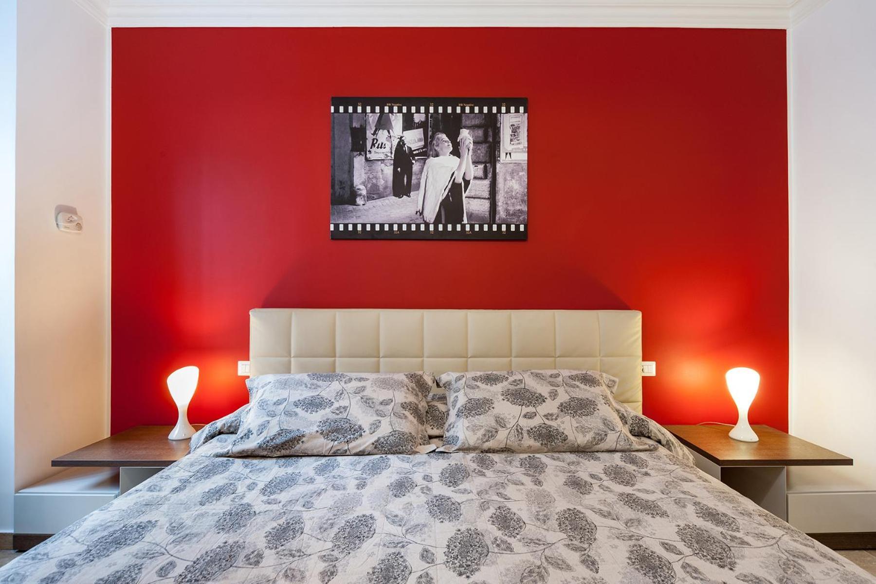 Quarto com Cama de Casal ou 2 de Solteiro