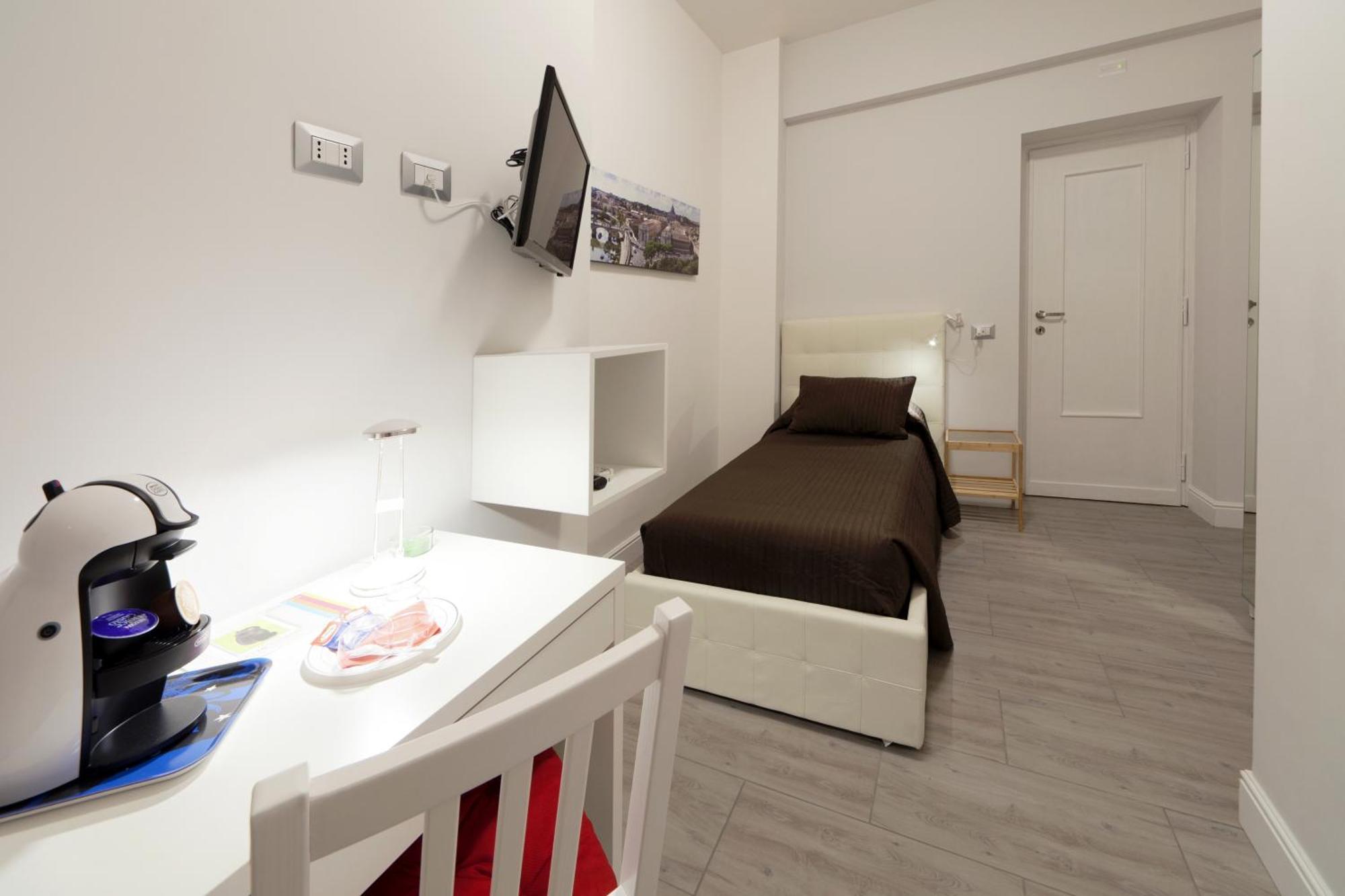 Single Room Private Bathroom