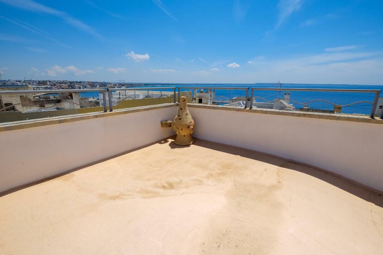 Suite met Terras en Uitzicht op Zee