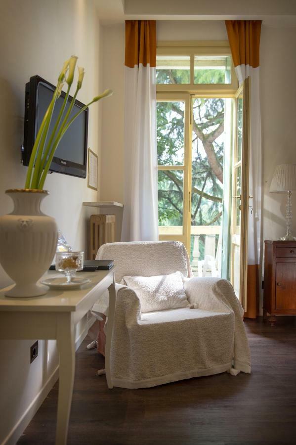 Standard Double or Twin Room Balcony