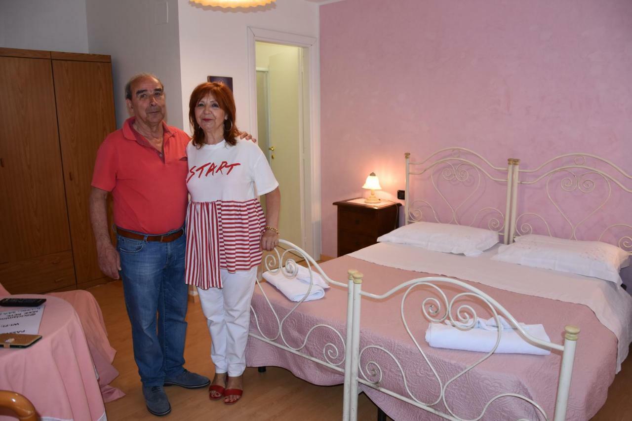 Double Room Extra Bed,844066430:JPEG
