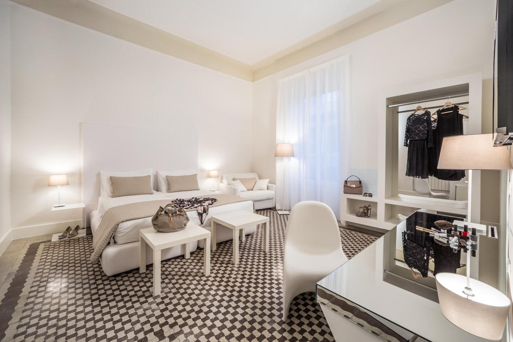 Luxury Quadruple Room,843677237:JPEG