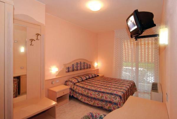 Double Room,847586879:JPEG