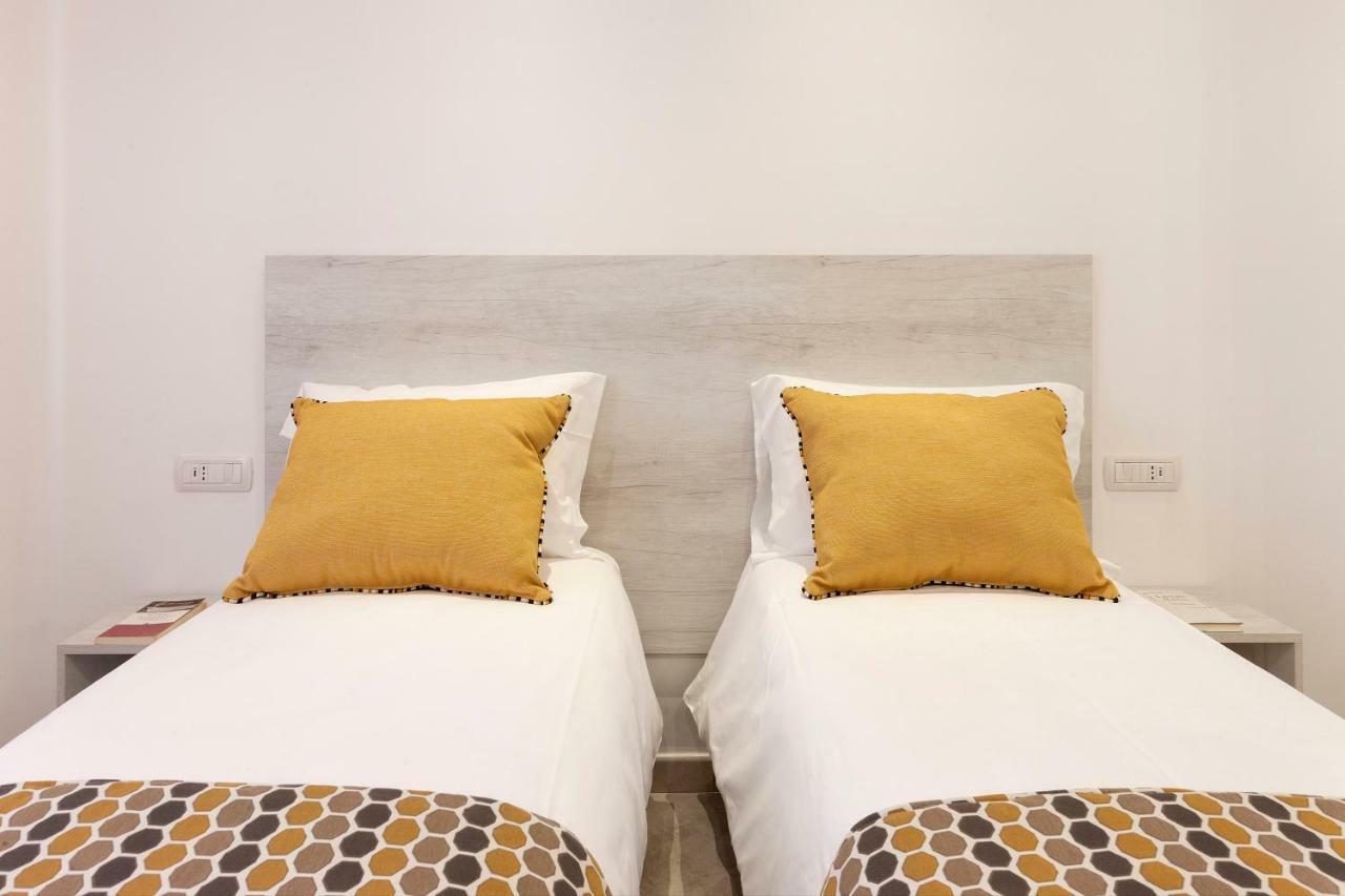 Double or Twin Room Private Bathroom