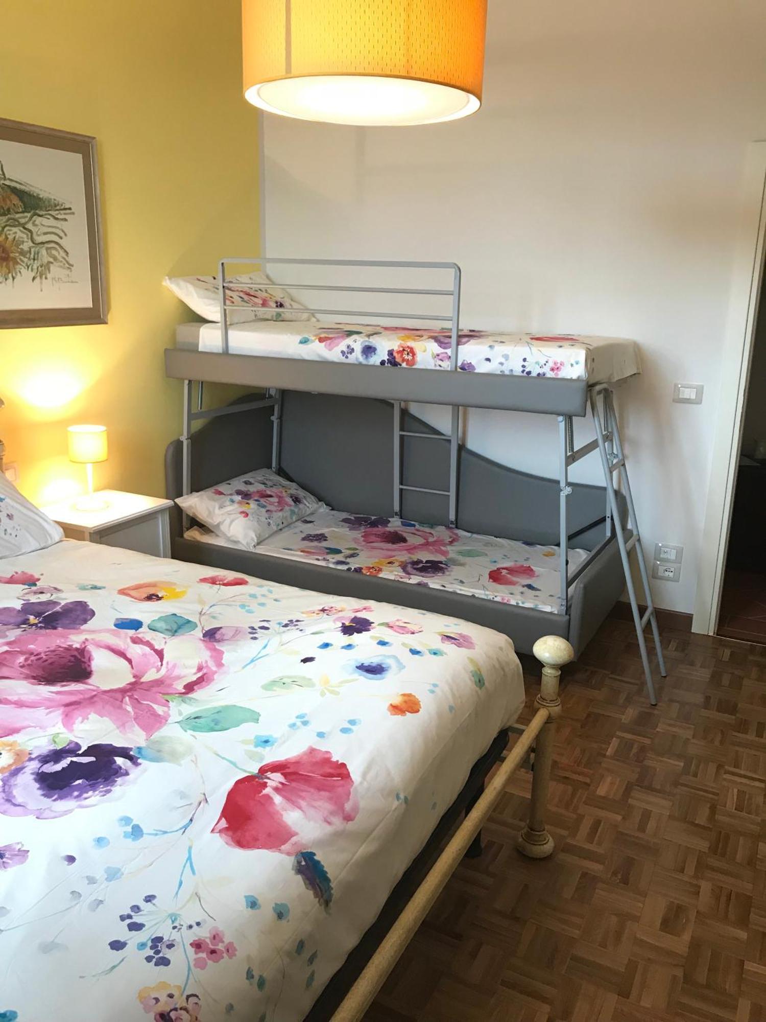 Family Room with Private Bathroom,891681736:JPEG