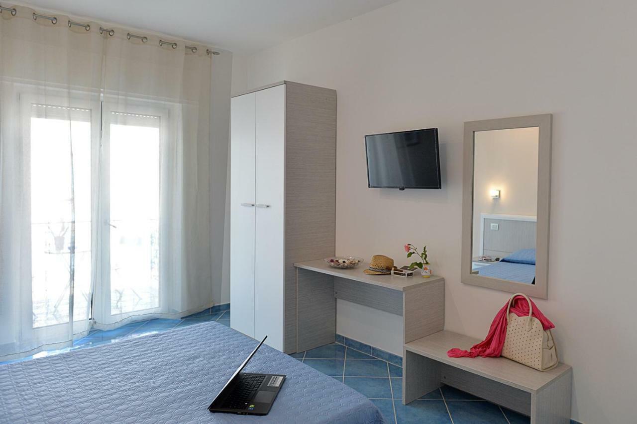 Double Room,850702019:JPEG