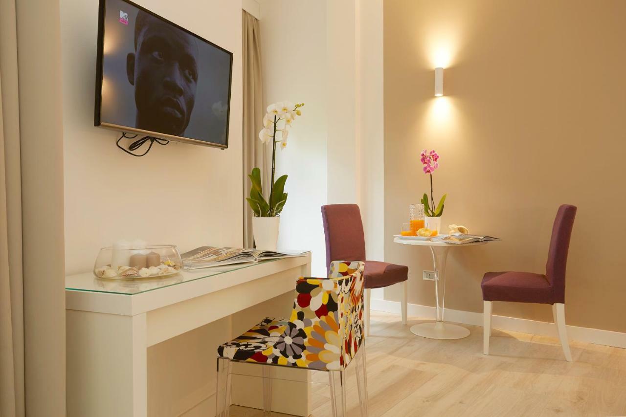 Suite with Balcony,850789487:JPEG