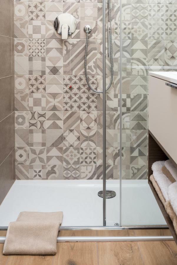 Double or Twin Room Private Bathroom