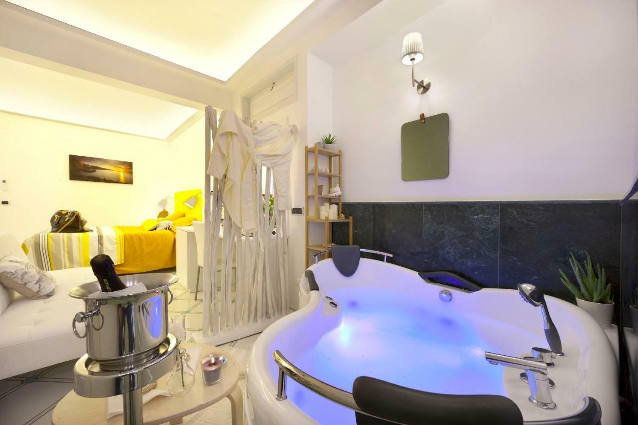 Junior Suite with Hot Tub