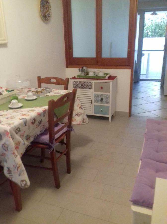Two-Bedroom House,332175544:JPEG