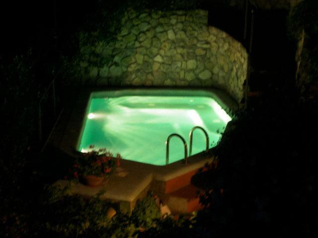 Small Double Room,861617051:JPEG