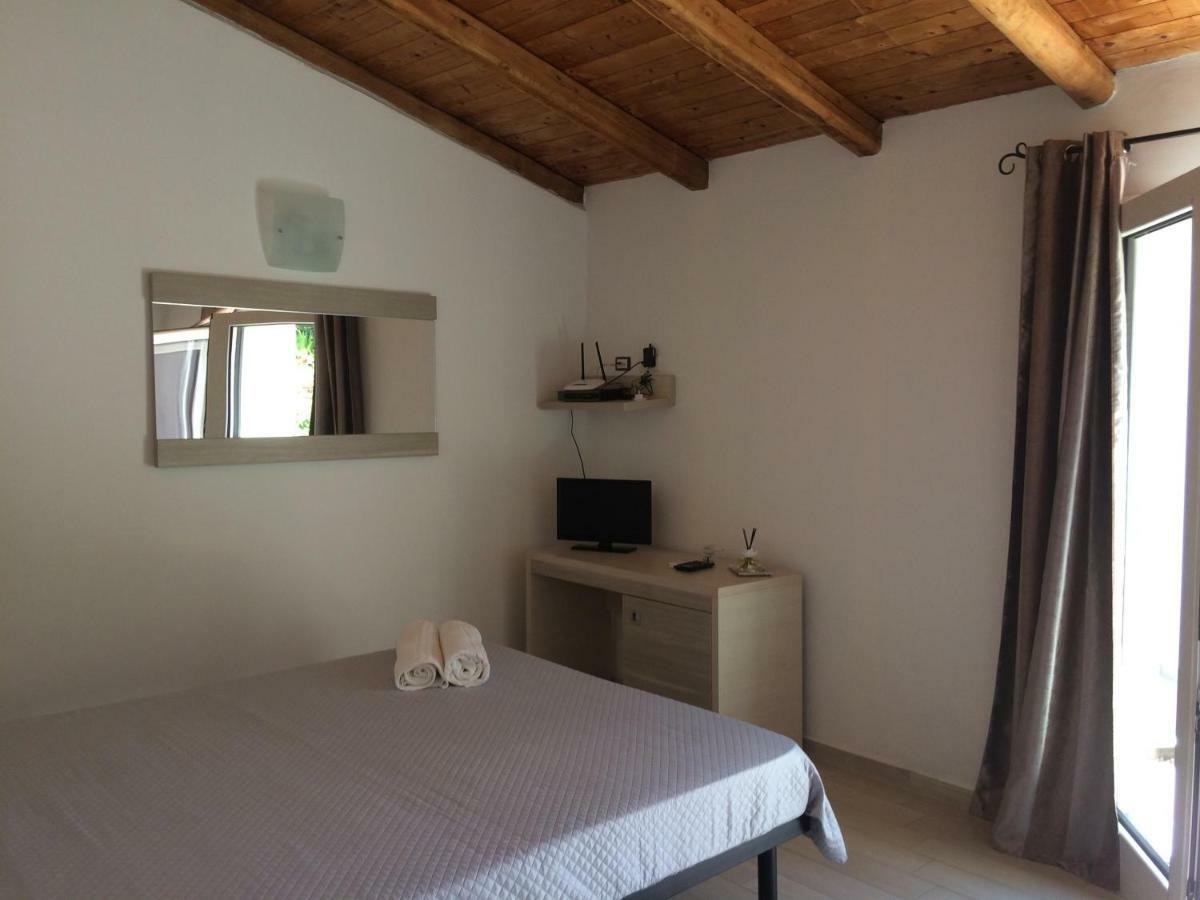 Superior King Room,861891638:JPEG