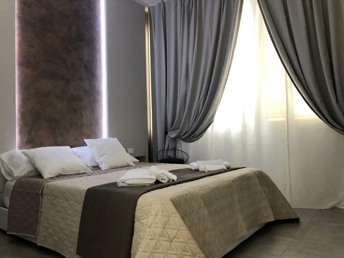 Deluxe Double Room,867048371:JPEG