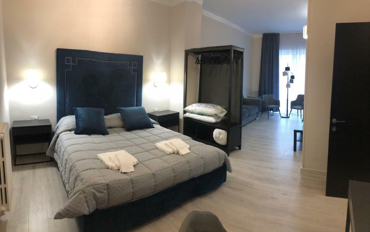 Apartment,1050075433:JPEG
