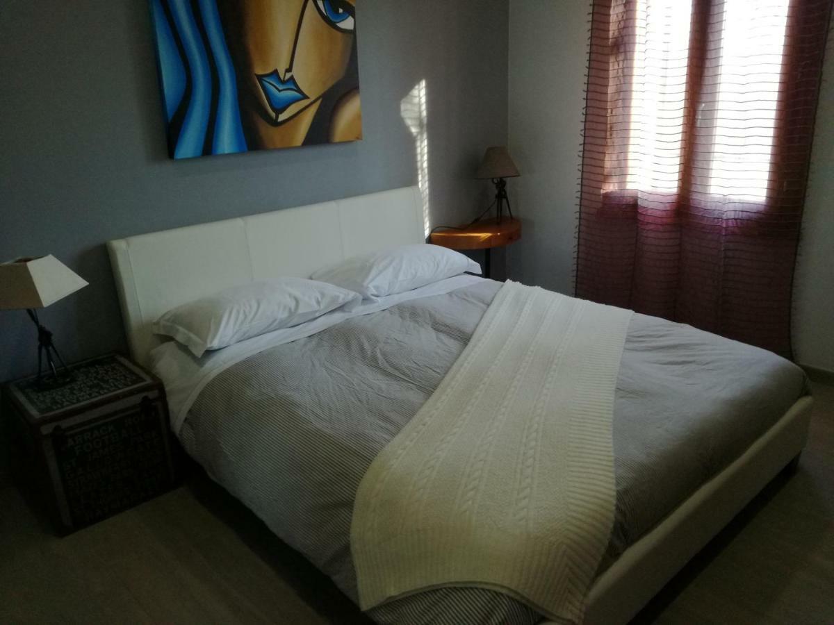 Double Room Private External Bathroom