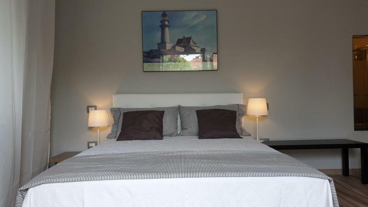 Double Room,887227015:JPEG