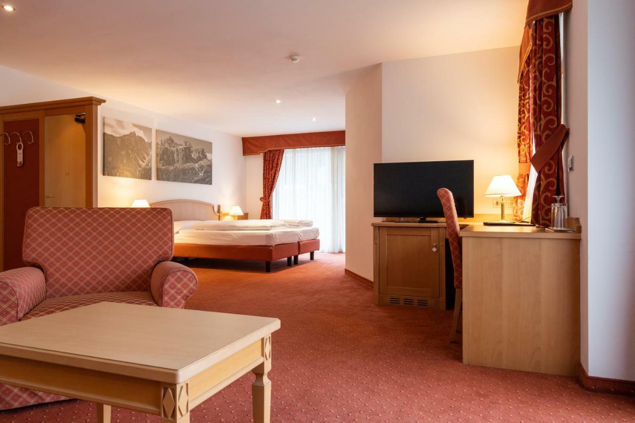 Large Double Room - Annex