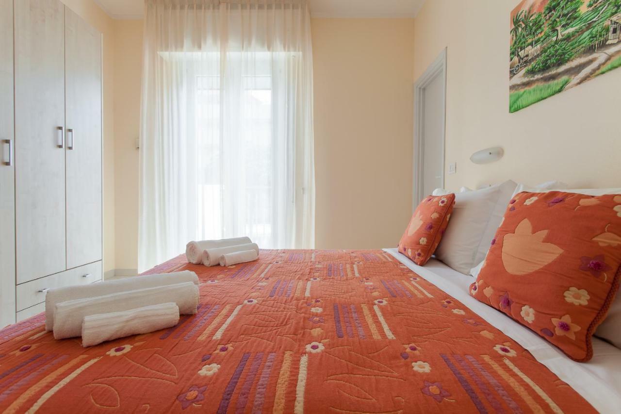 Standard Quadruple Room,886788202:JPEG