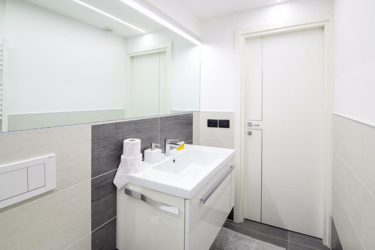 Doppel-/Zweibettzimmer mit Gemeinschaftsbad