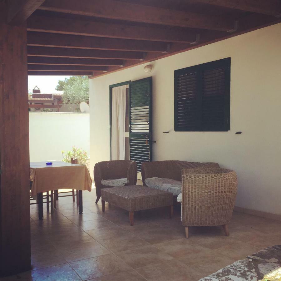 Superior One-Bedroom Apartment Beach,895298518:JPEG