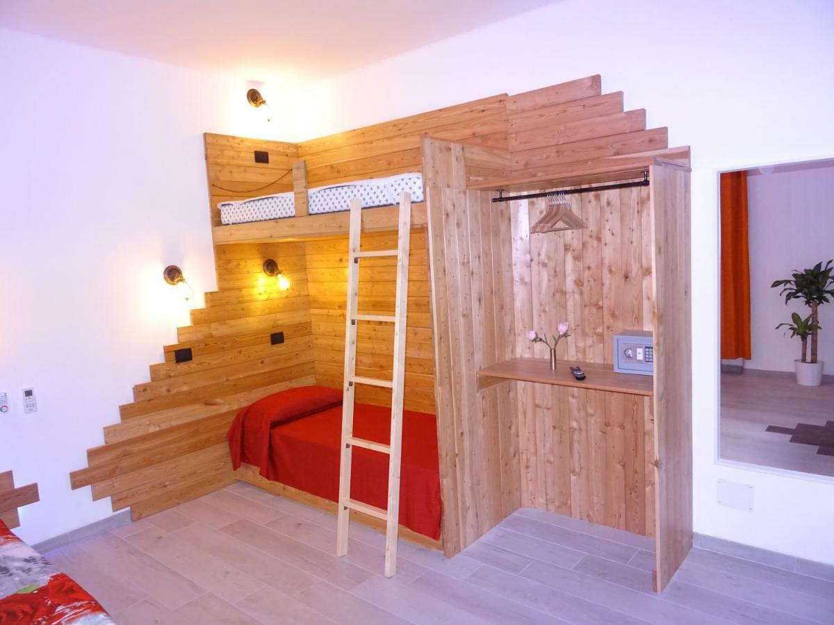 Luxury Quadruple Room