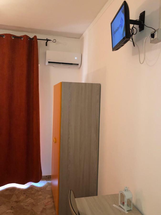 Camera Doppia con Letti Singoli