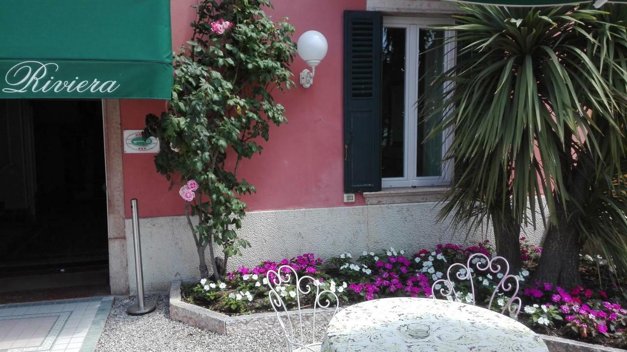 Standard Double Room,911781982:JPEG