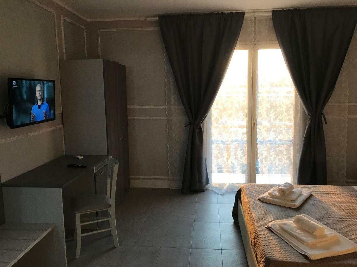 King Room Balcony,912569773:JPEG