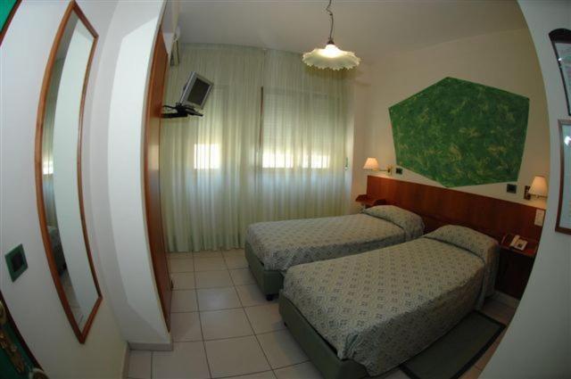 Standard Twin Room,63177907:JPEG