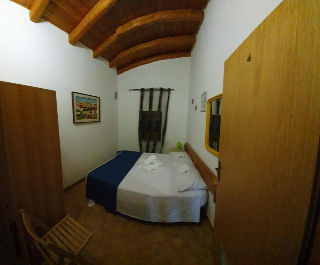 Camera Quadrupla