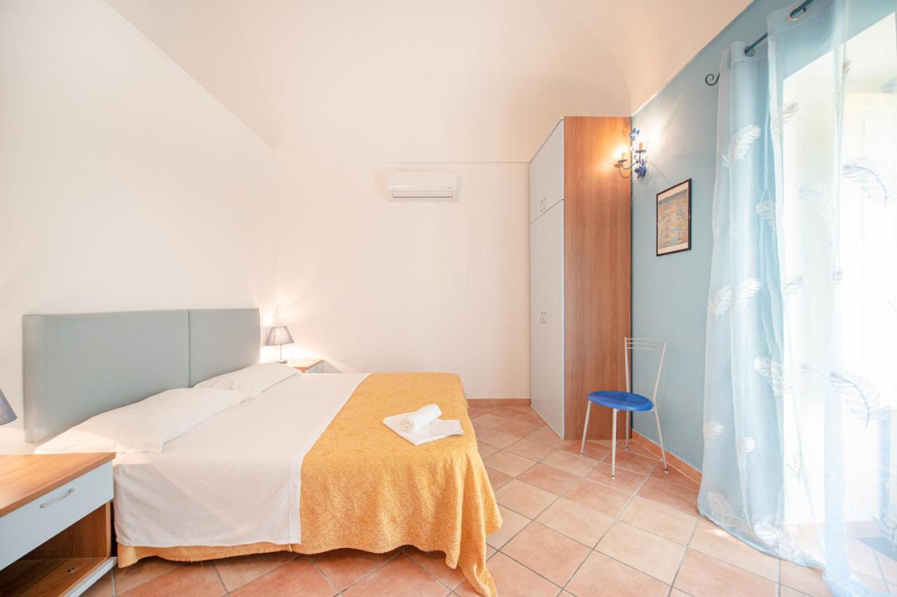 Basic Triple Room,929783593:JPEG