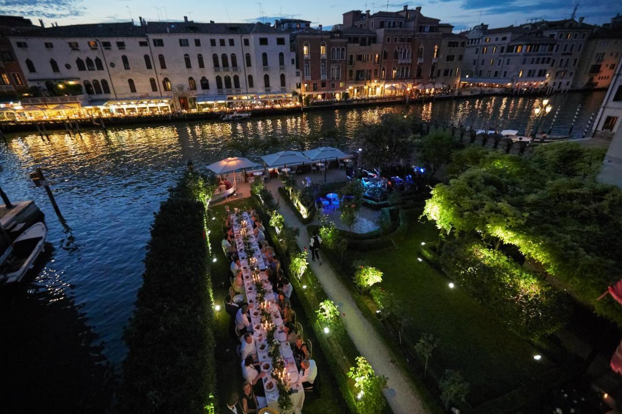 Junior Suite Grand Canal View Balcony