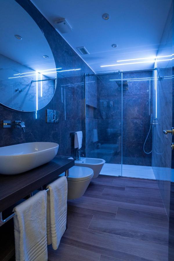 Apartament typu Deluxe Suite z wanną z hydromasażem