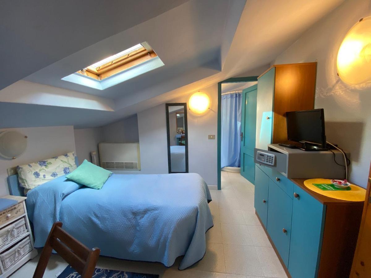 Single Room - Attic with Balcony and Sea View