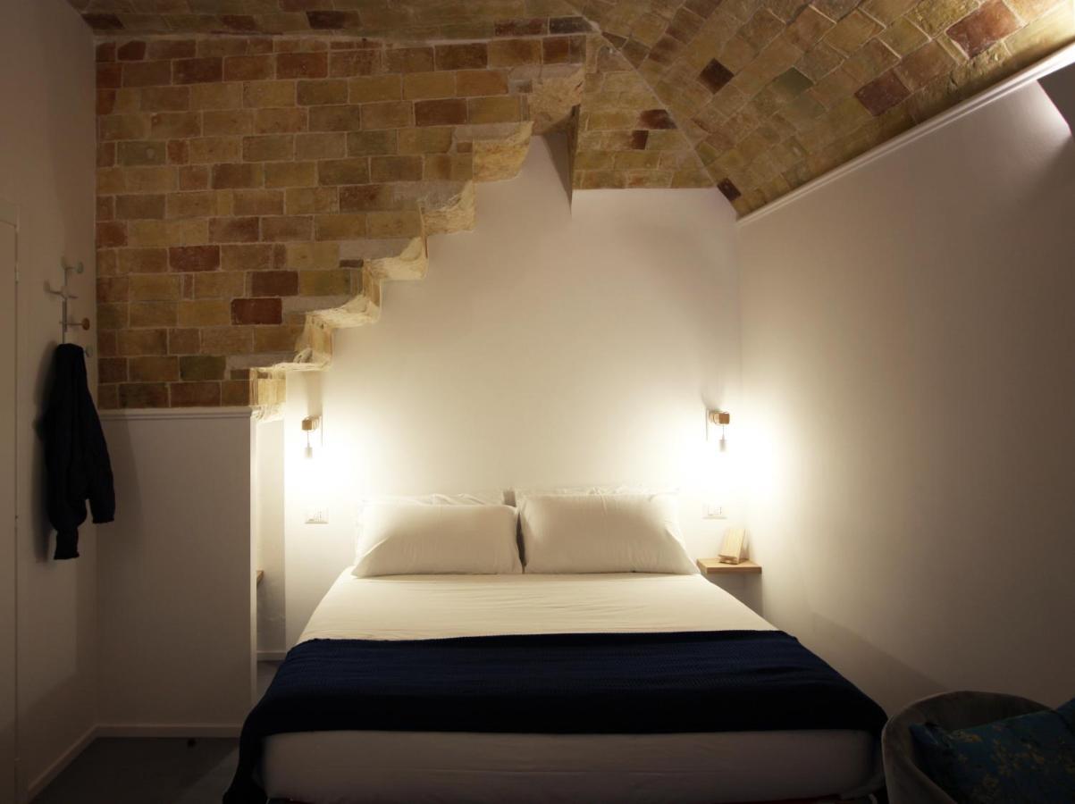 Double Room,936941206:JPEG