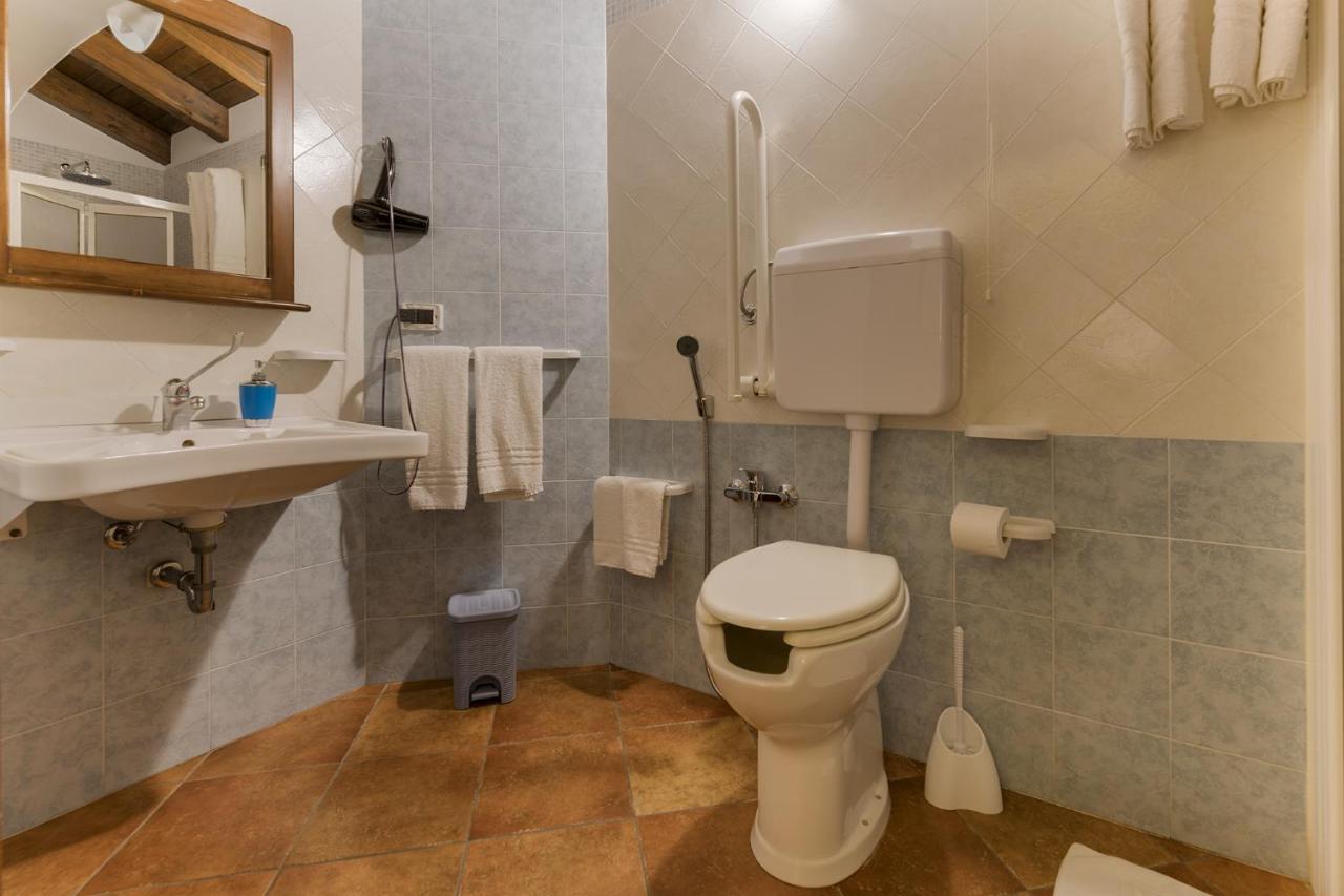 Double Room,945073033:JPEG