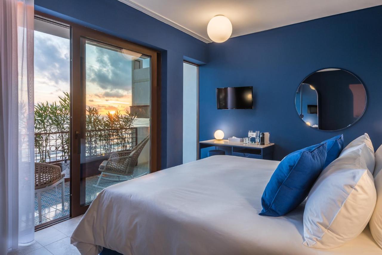 Suite Deluxe con Vasca Idromassaggio e Vista Mare