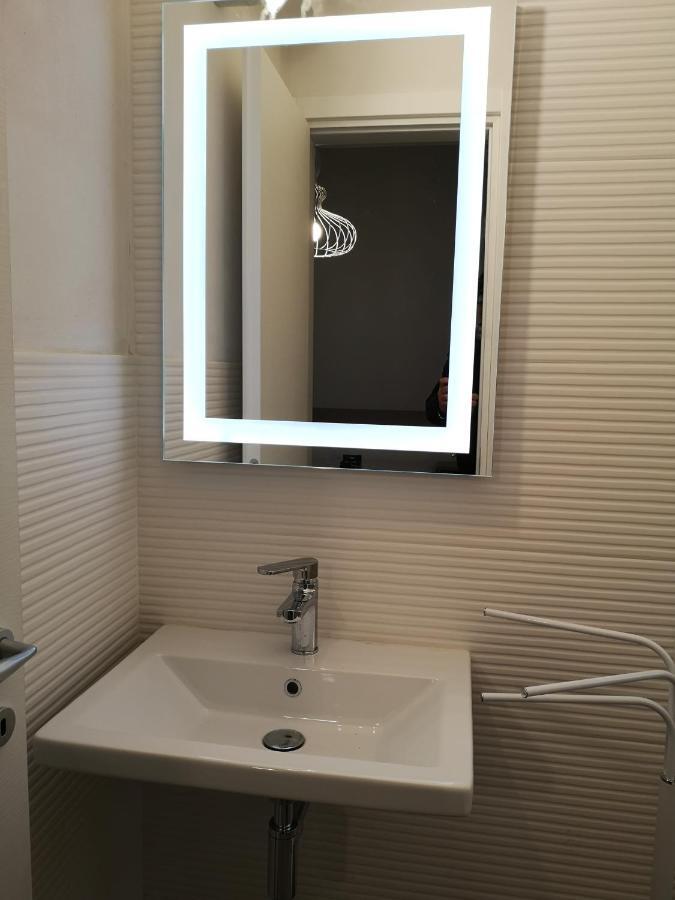 King Room with Balcony,954018271:JPEG