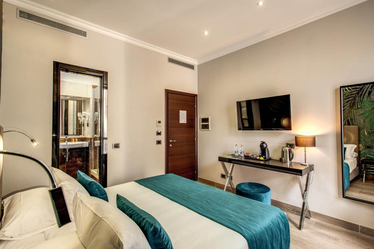 Superior Double or Twin Room City View