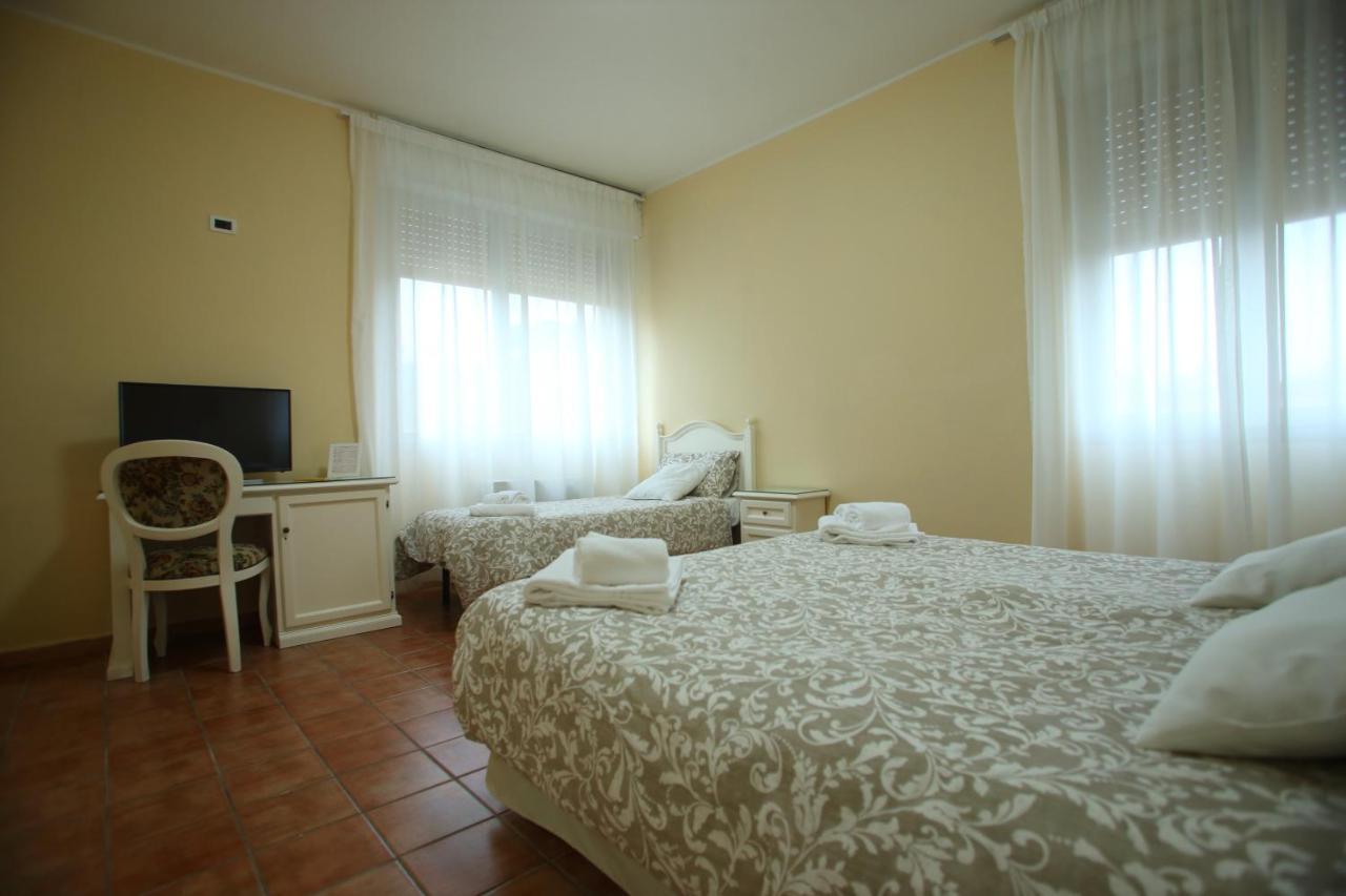 Classic Triple Room