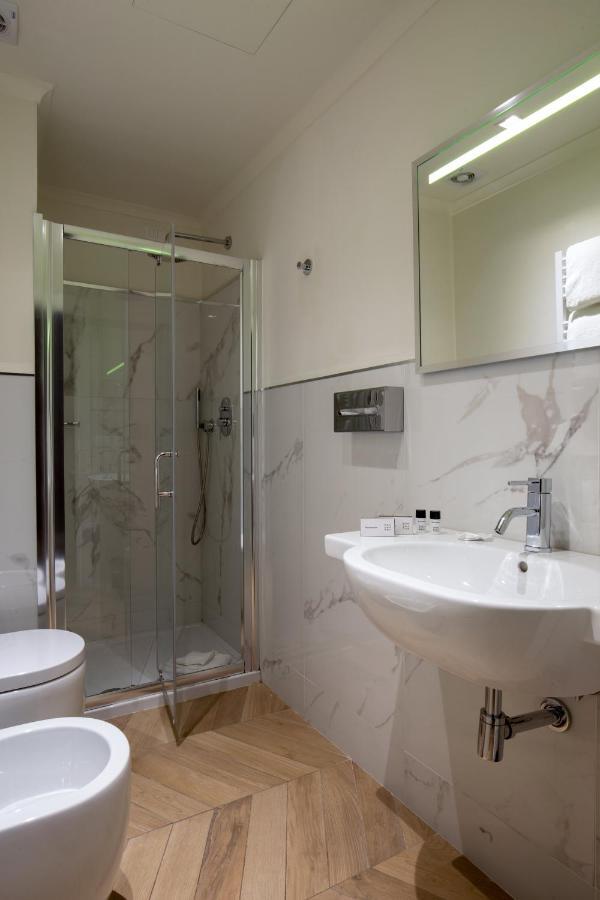 Comfort Queen Room,1279752262:JPEG