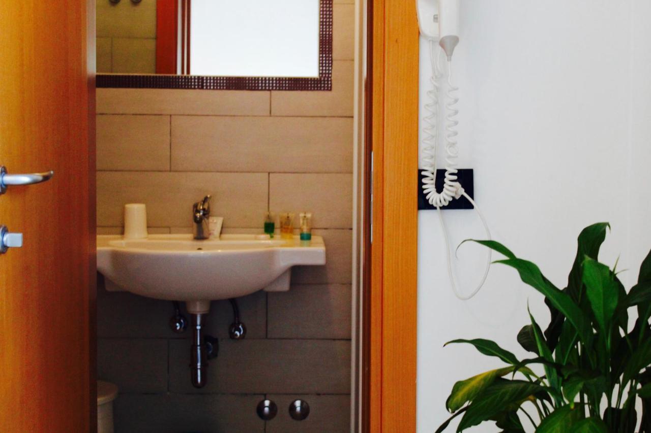 Comfort Double or Twin Room,969149905:JPEG