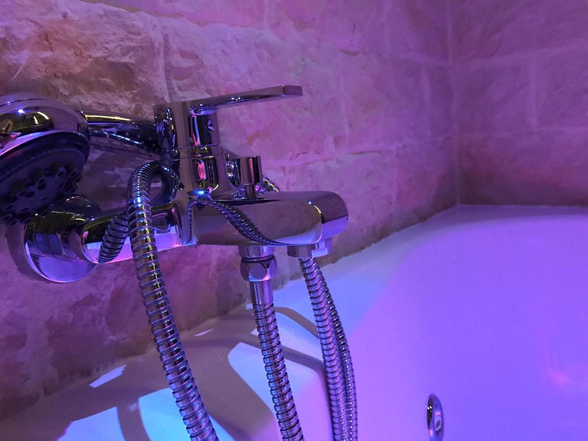 Double Room Jacuzzi,967910464:JPEG