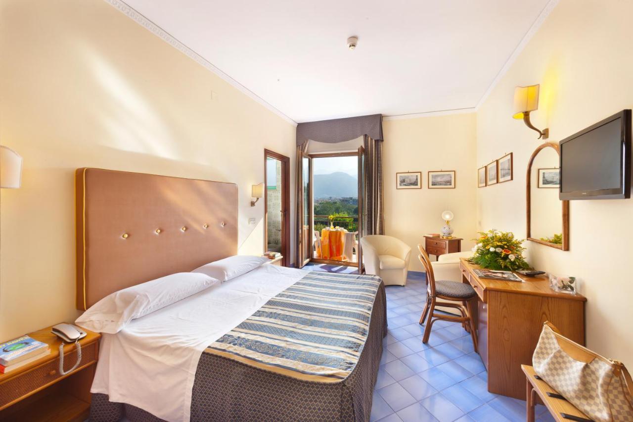 Chambre Double ou Lits Jumeaux - Vue sur Jardin