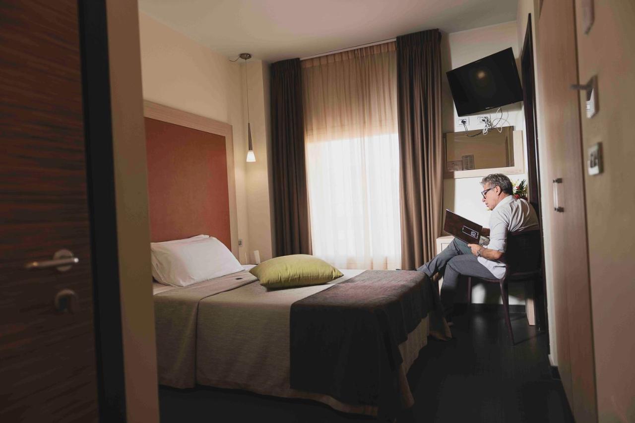 Economy Double Room,1278064267:JPEG