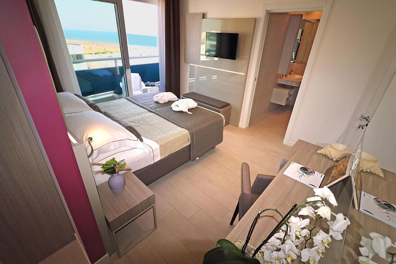 Tweepersoonskamer met 1 of 2 Bedden en Uitzicht op Zee