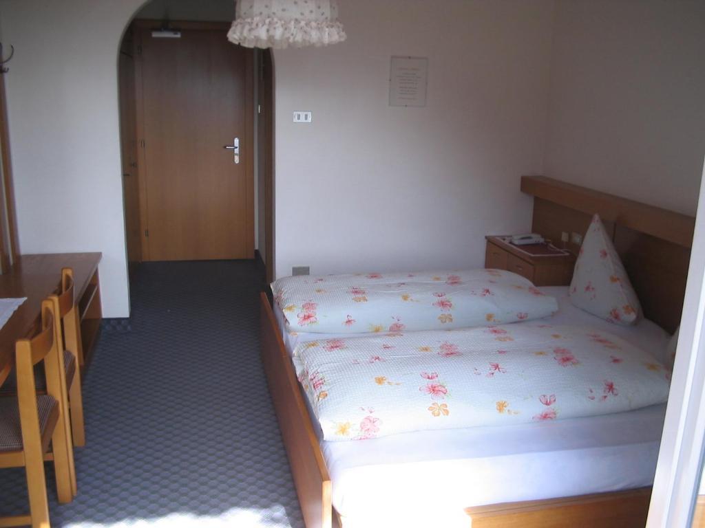 Standard Double Room with Garden View,9919524:JPEG