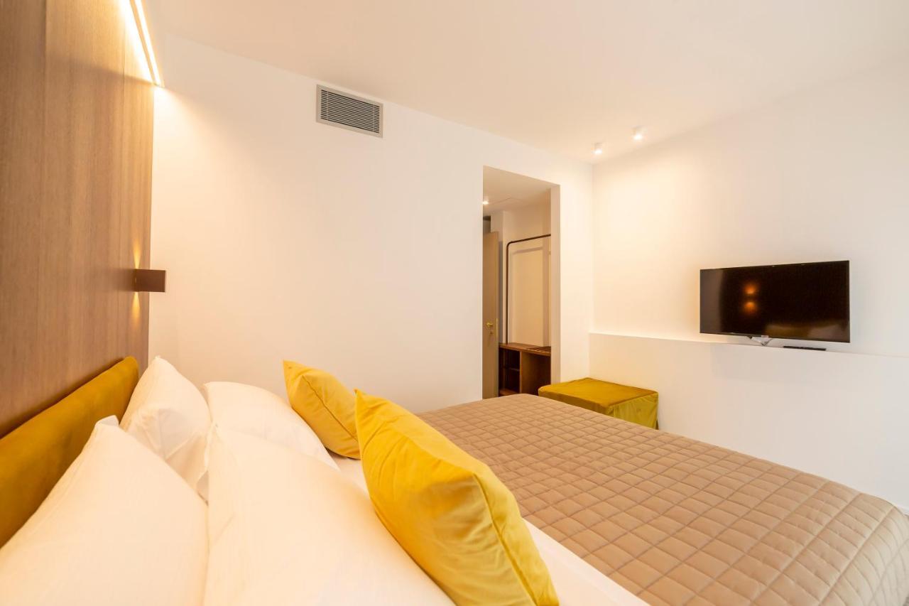 Quarto Duplo com Varanda