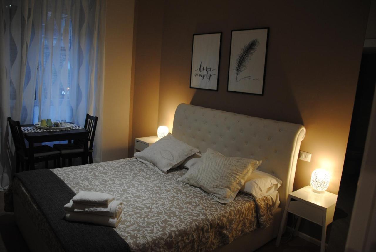 Habitación Doble Estándar - Viale Giulio Cesare, 128