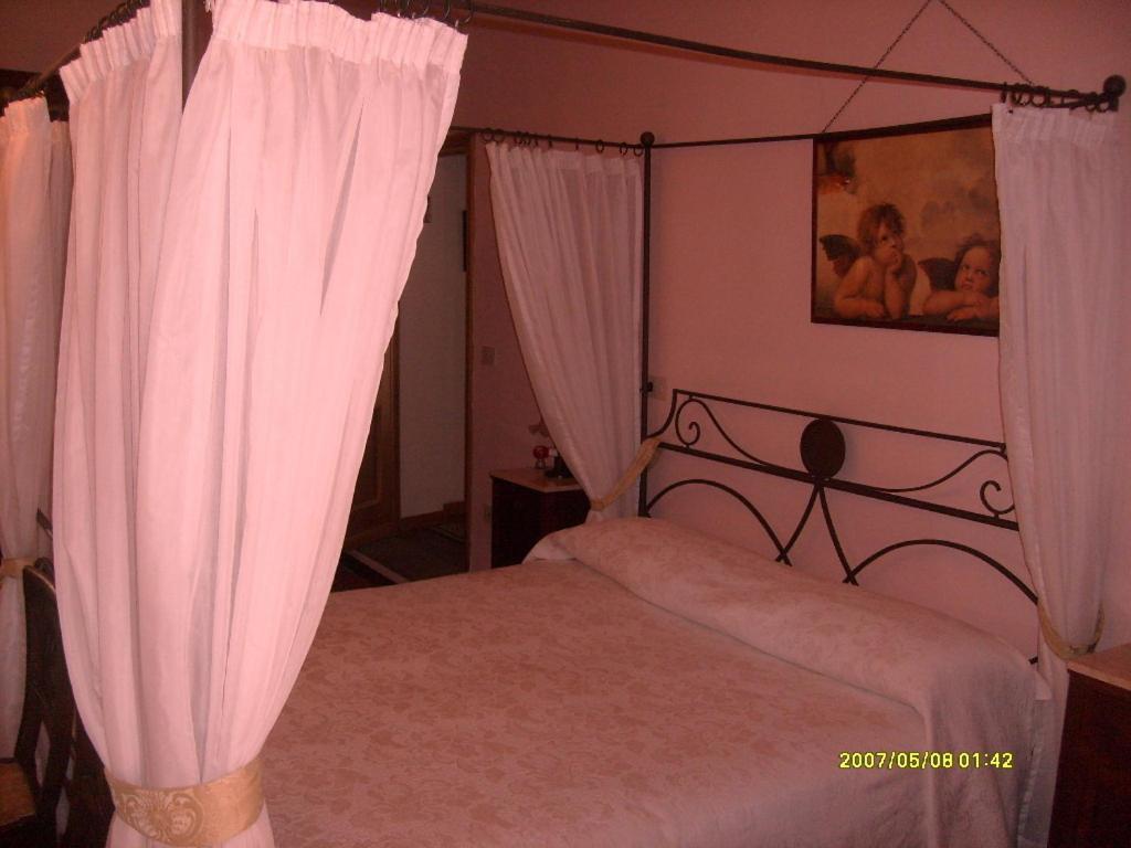 Quarto Duplo